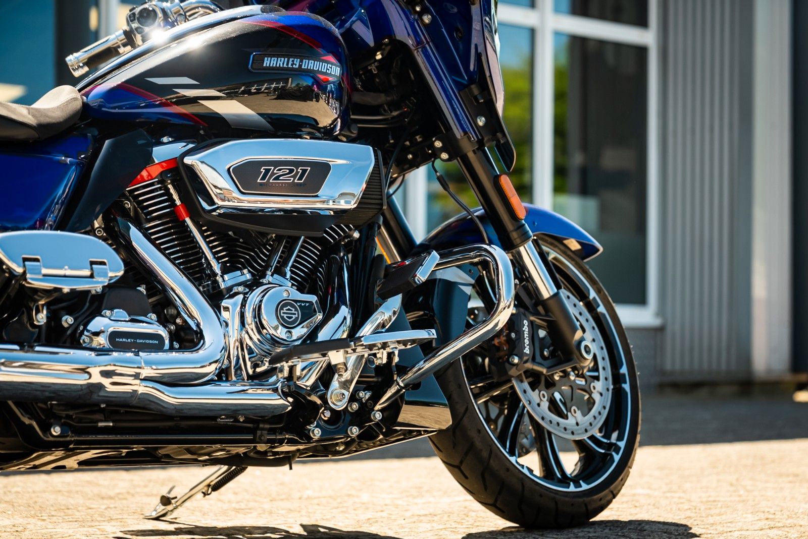 Fahrzeugabbildung Harley-Davidson CVO Street Glide FLHXSE 121 CUI MY25