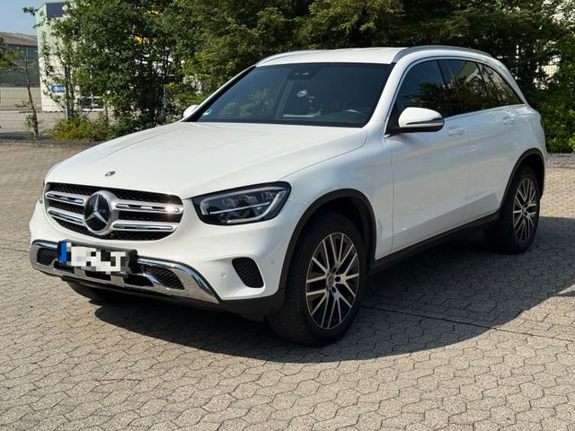 MERCEDES-BENZ GLC 200 4Matic 9G-tronic,AMG,KAMERA,NAVI,LED,AHK