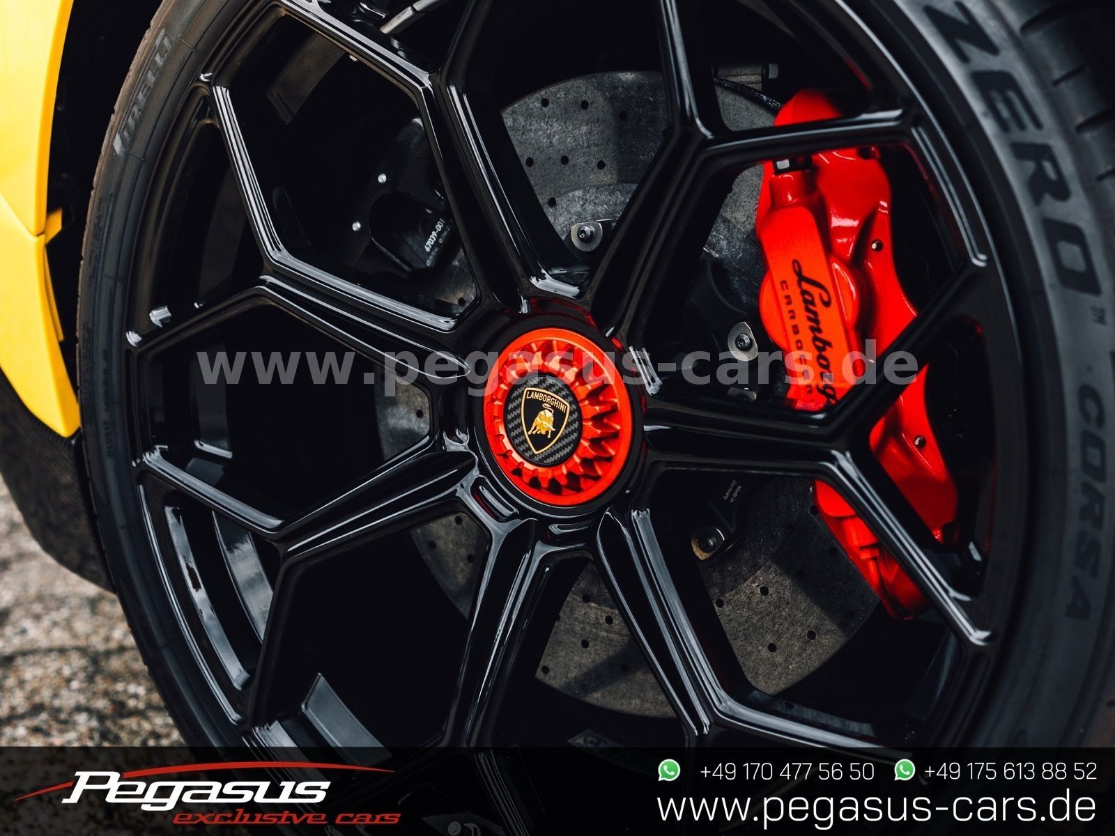 LAMBORGHINI Aventador - 20