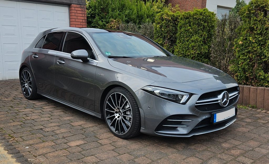 Image of Mercedes-Benz A 35 AMG