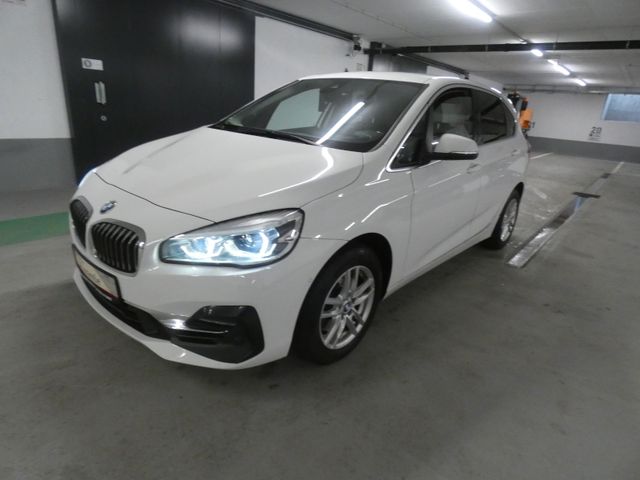 BMW 218d Active Tourer xDrive Luxury Line*Head-Up*