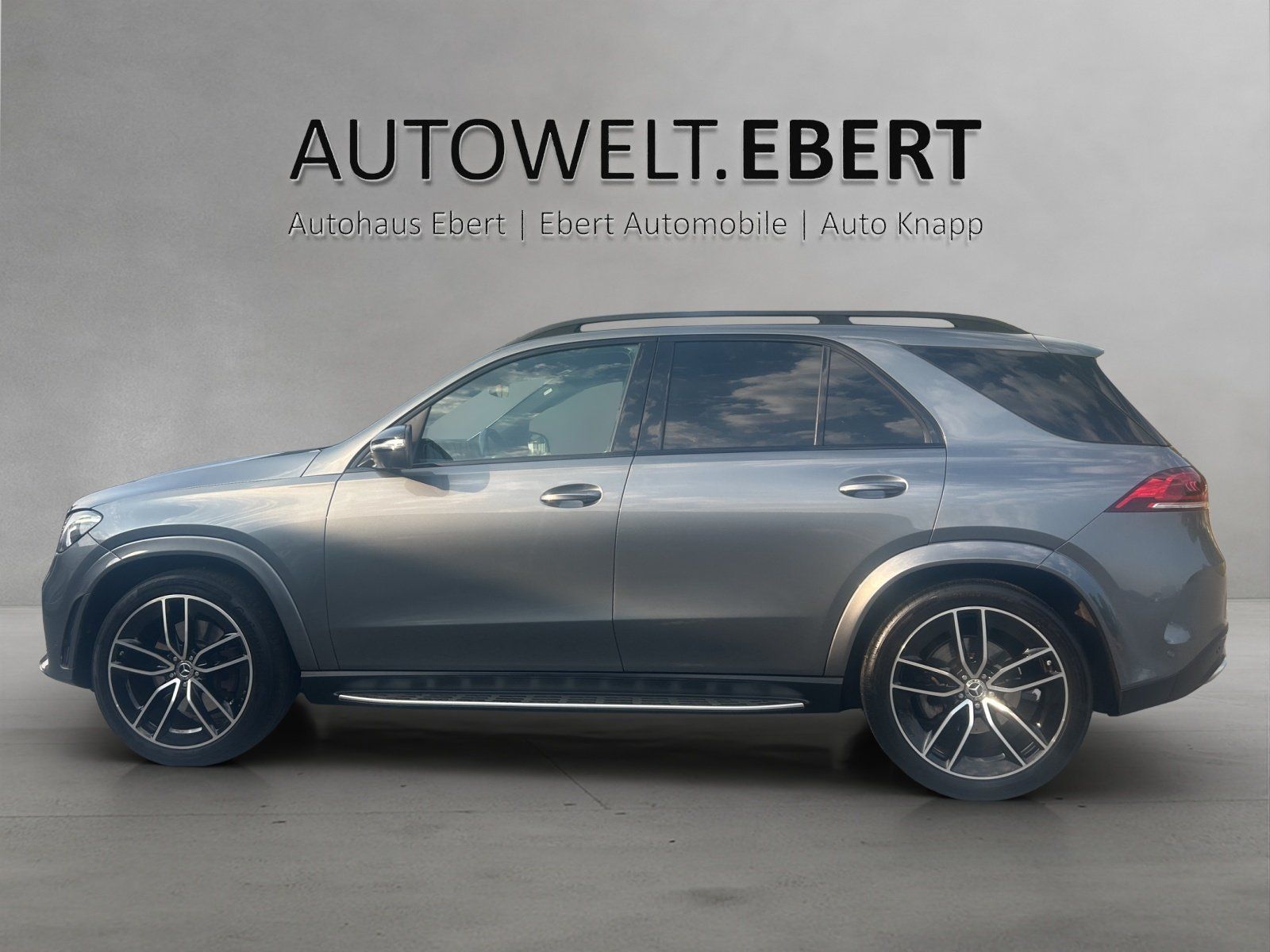 Fahrzeugabbildung Mercedes-Benz GLE 450 AMG Pano DISTRO Memo AIRMATIC Night 360°