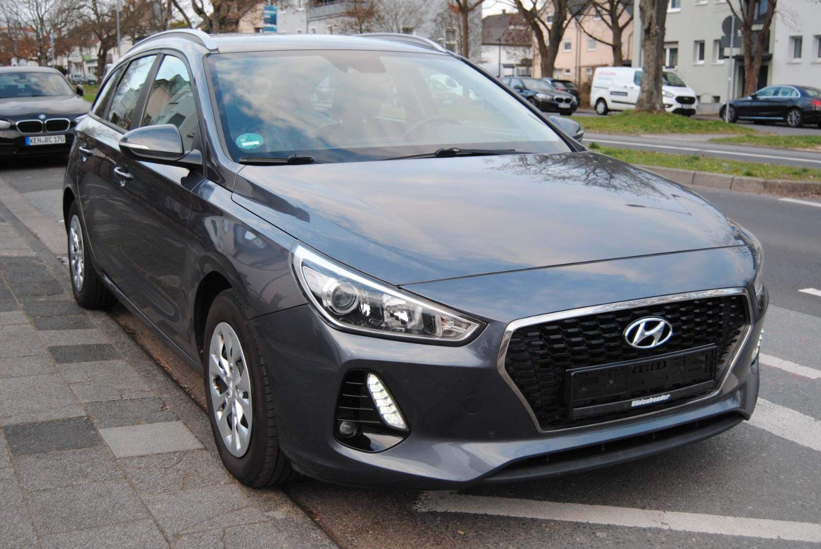Hyundai i30 1.4 cw Family 1.HAND*PDC*SHZ*Spurhalte+Front