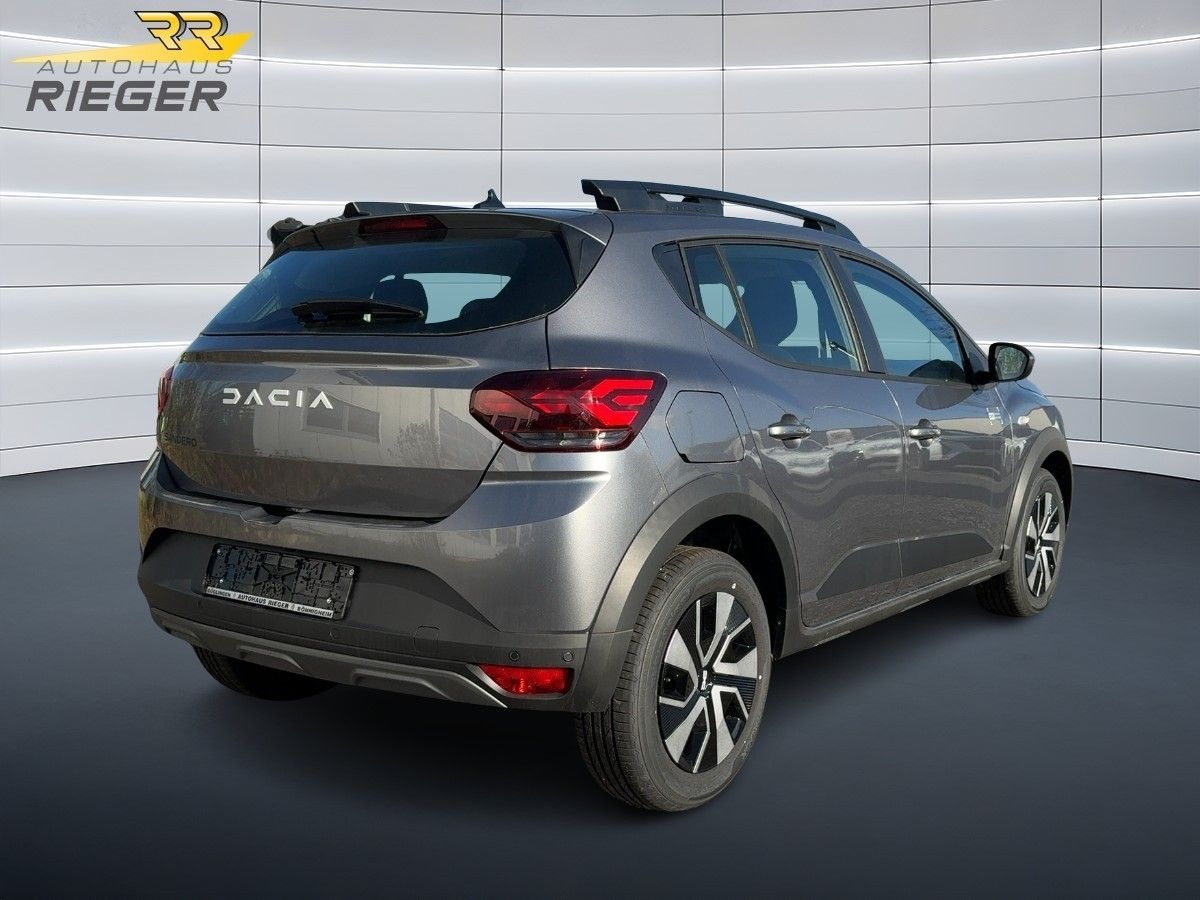 Fahrzeugabbildung Dacia Sandero III Stepway Expression
