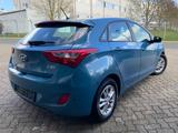 Hyundai i30 Trend/AUTOMATIK/ALU/KLIMA/PDC/ - Hyundai i30 aus 2012