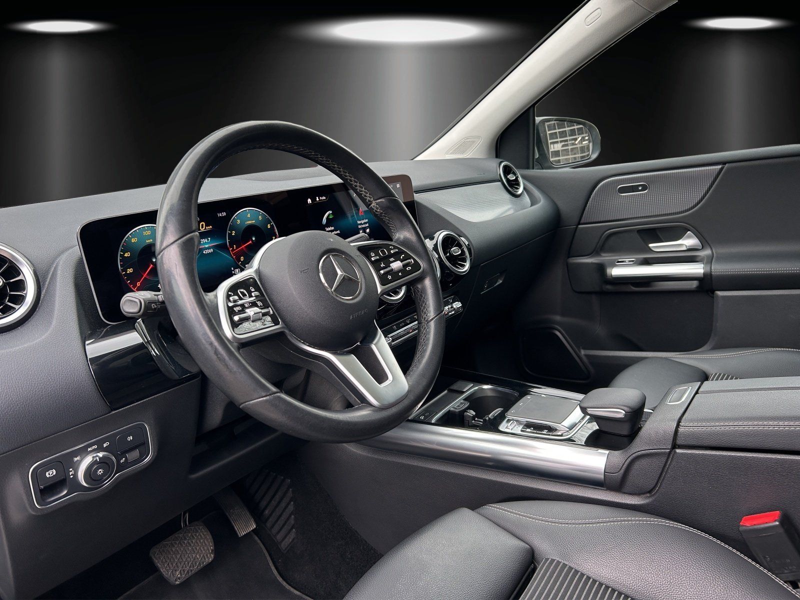 Fahrzeugabbildung Mercedes-Benz B220 4M Progr NavPrem LED Busines SHZ Pano Kamra