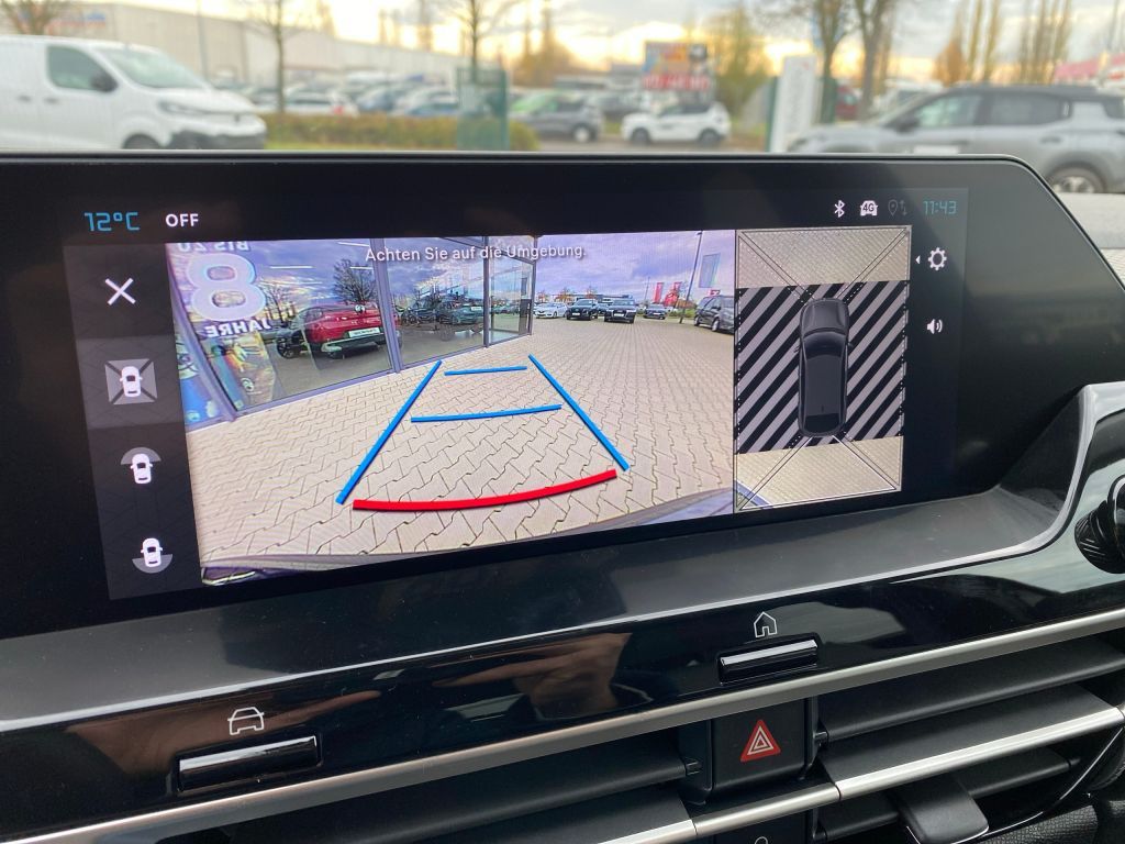 Fahrzeugabbildung Citroën C4 Benziner 130 Automatik MAX *Winter-Paket*