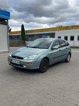 Ford Auto Ford Focus Ghia 2001 | TÜV Neu | 1.6 ... - gebrauchte Ford Focus aus dem Jahr 2001