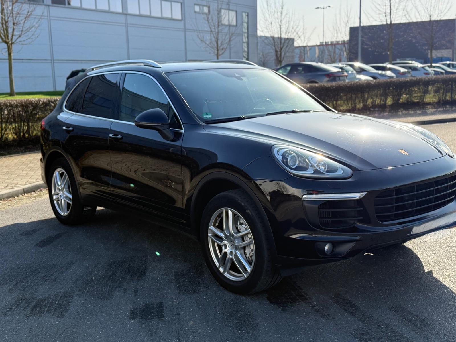 Porsche Cayenne S Diesel Pano Bose Sport Design Luft Xen