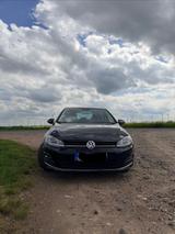 Volkswagen Golf 7 1,4 TSI Highline 7G-DCT/SHZ/1.Hand/Garage - Volkswagen Golf in Leipzig