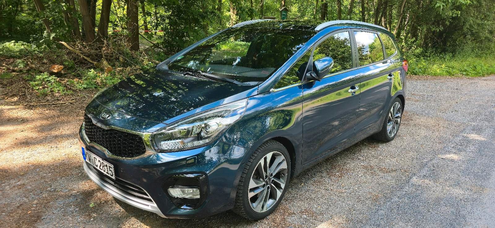 KIA Carens