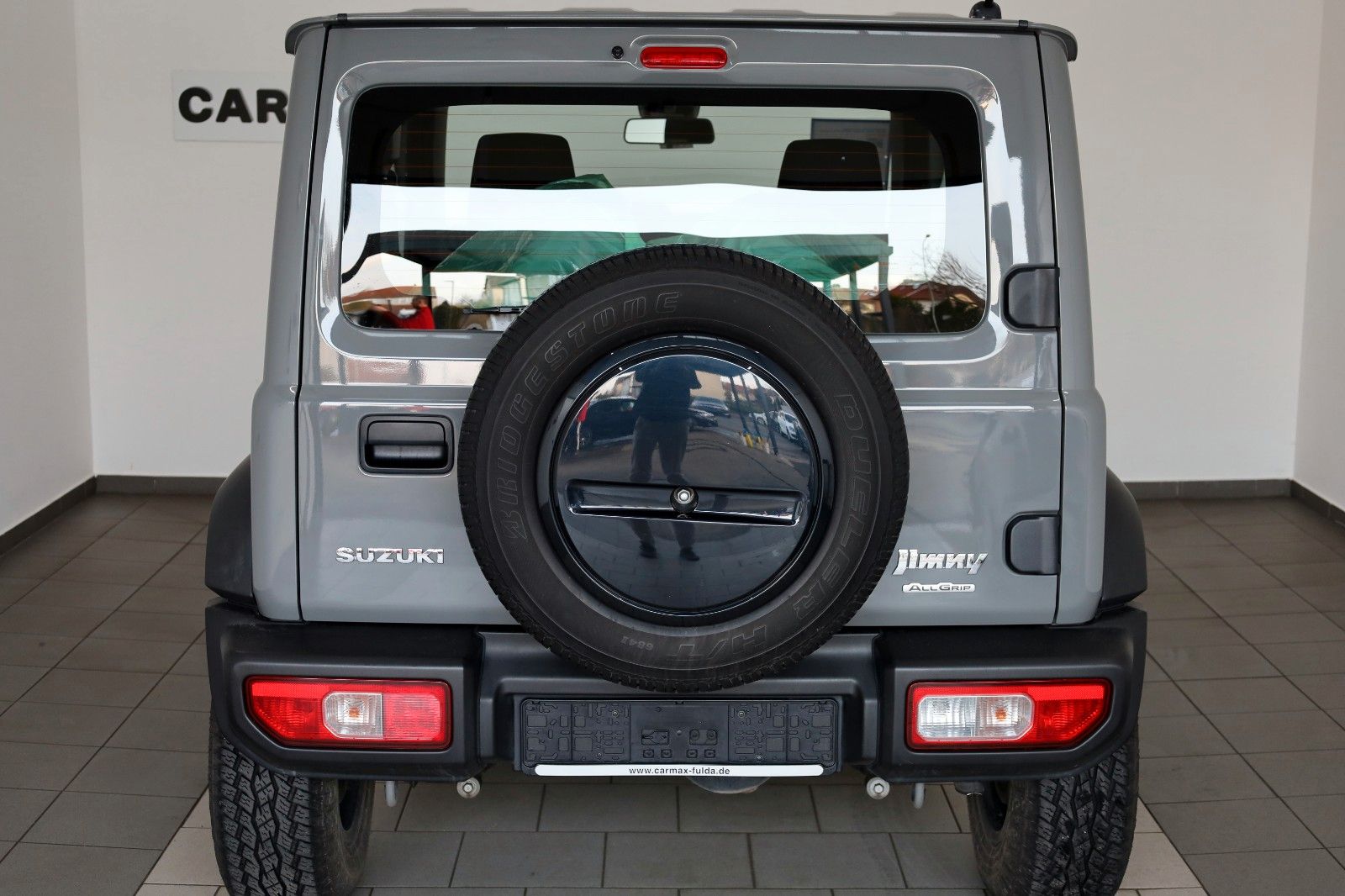 Fahrzeugabbildung Suzuki Jimny Comfort AllGrip NFZ,Temp,SH,8 fach bereift