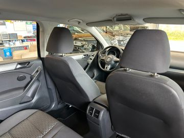 Volkswagen Golf VI*SERVICE 426*TÜV 127*2-HAND*2-ZONEN*