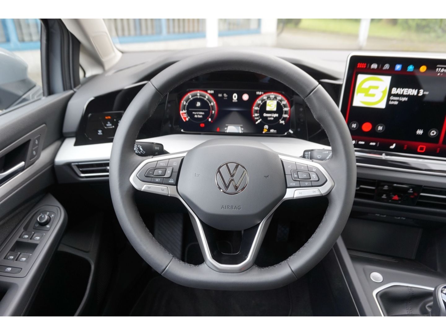 Golf VIII 1.5 TSI Life *AHK*PANO*ShZ*PDC*