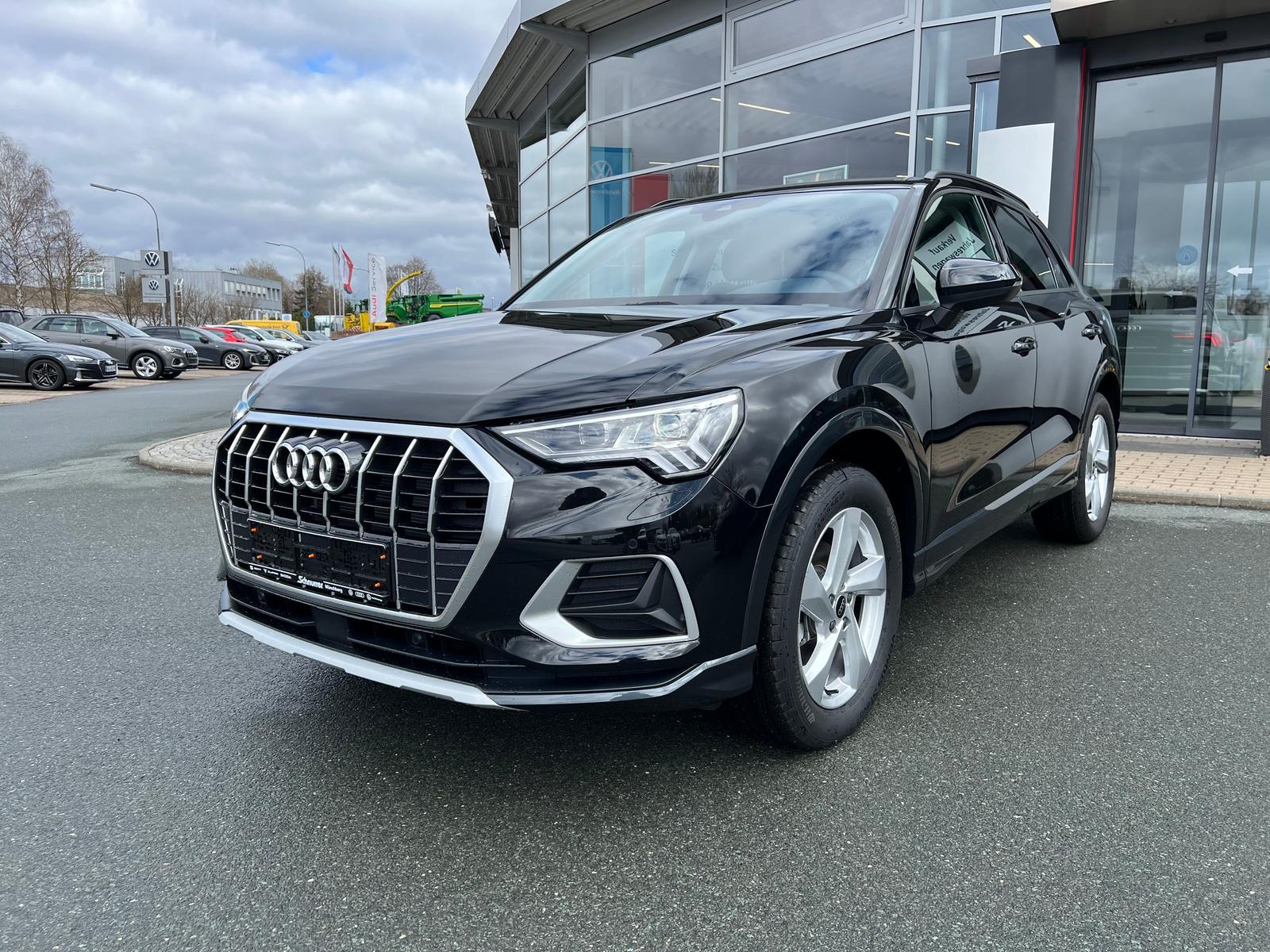 Audi Q3 35 TFSI DSG advanced + Matrix + Kamera + AHK