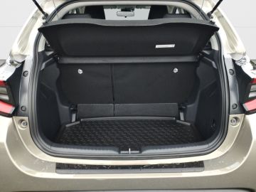 Toyota Yaris - 5