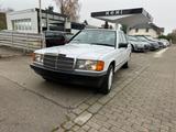 Mercedes-Benz 190 - Mercedes-Benz aus 1986 mit Diesel-Antrieb