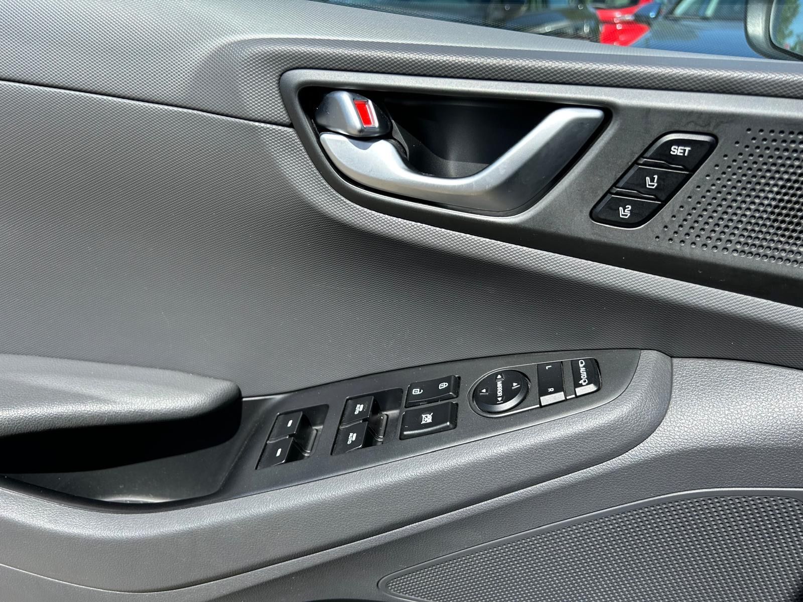 Fahrzeugabbildung Hyundai IONIQ Hybrid Premium°Leder°Kamera°Schiebedach°