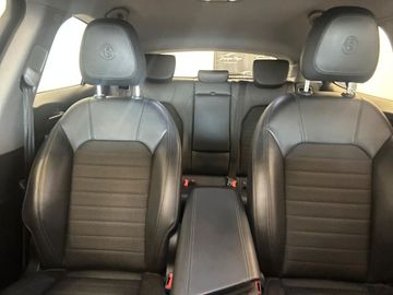 Alfa-Romeo Stelvio - 8