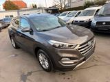 Hyundai Tucson Trend 4WD - Hyundai Tucson Trend mit Benzin-Antrieb