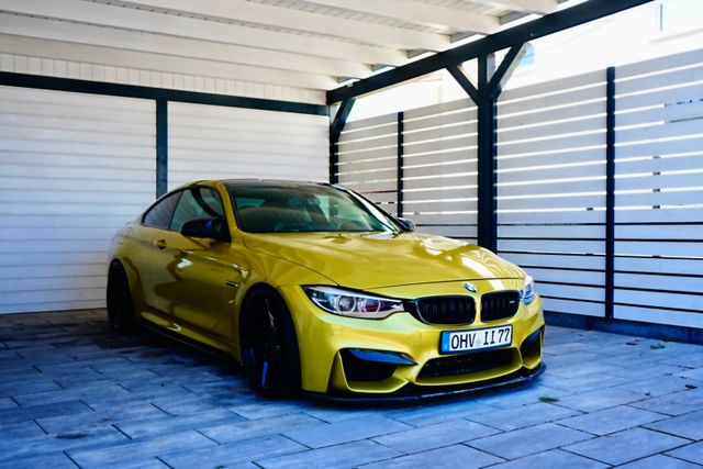 BMW M4 F82 Coupé *DKG*Carbon*Titan AGA*TÜV 06/27*