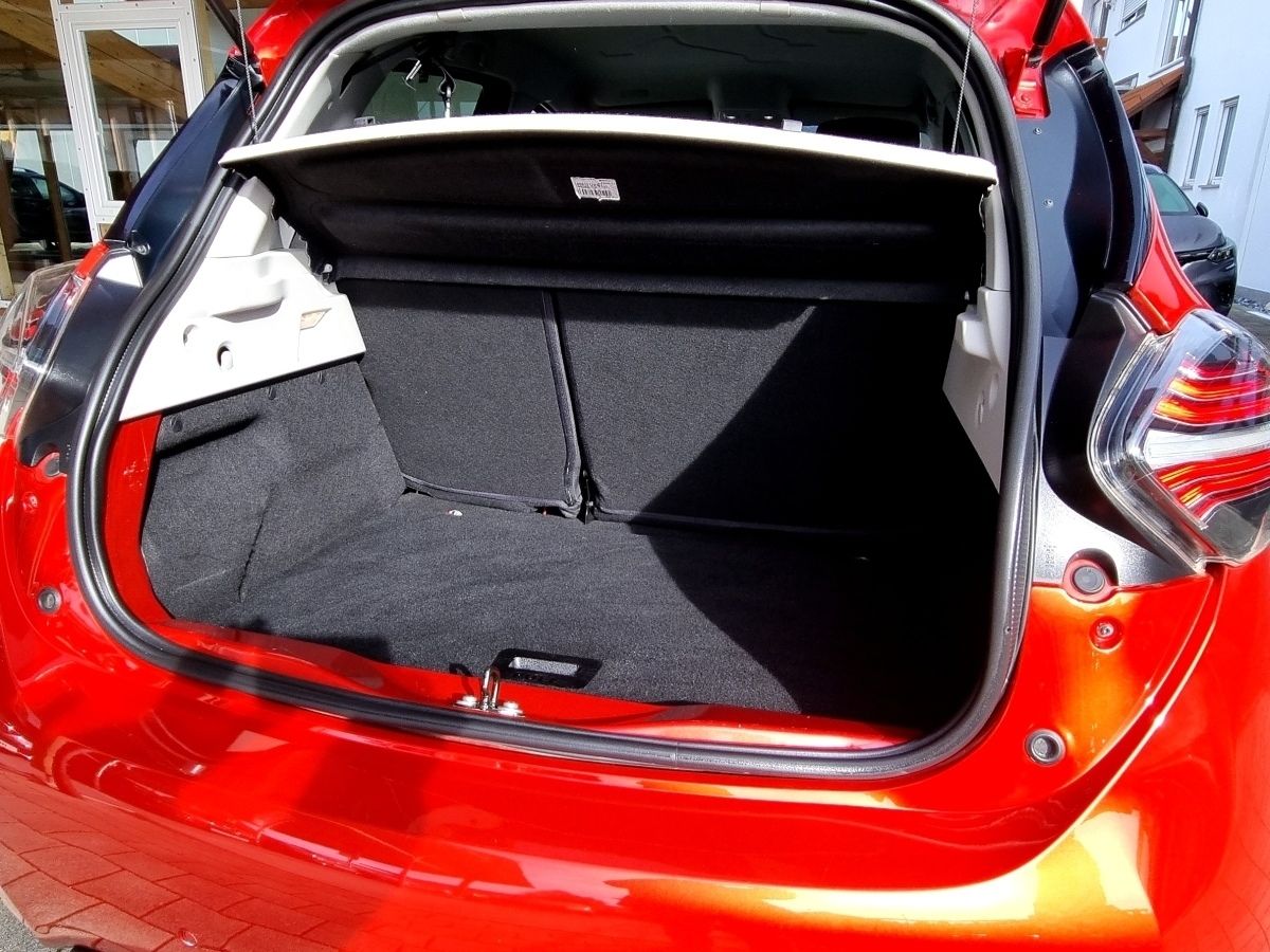 Fahrzeugabbildung Renault ZOE INTENS R135 ZE50 inkl. Batterie