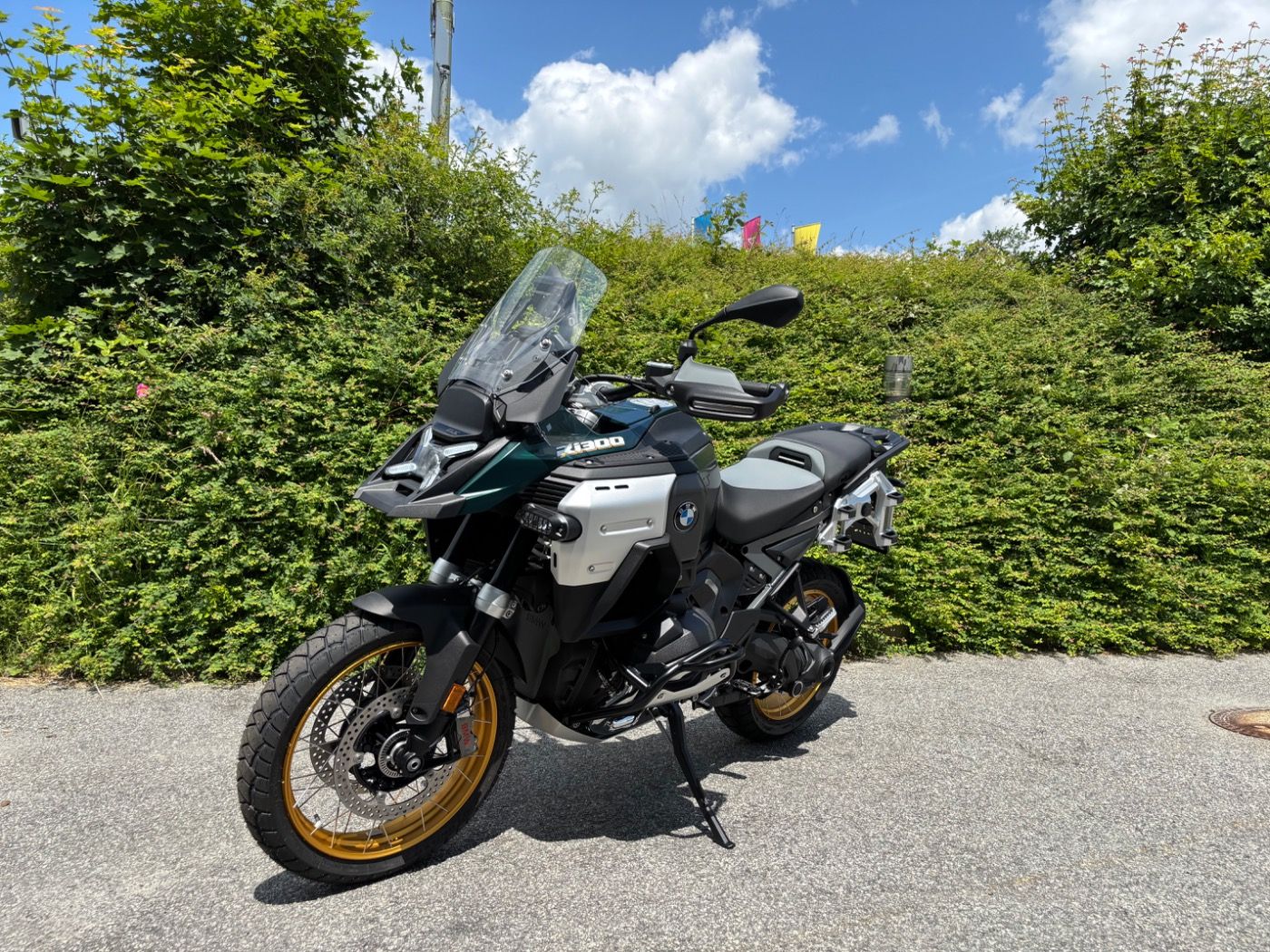 Fahrzeugabbildung BMW R 1300 GS Adventure Option 719 3 Pakete