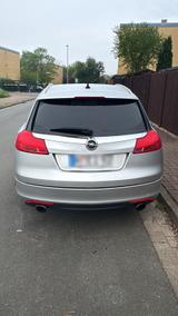 Opel Insignia A Sports Tourer - Opel Insignia aus 2009: Tourer Sport