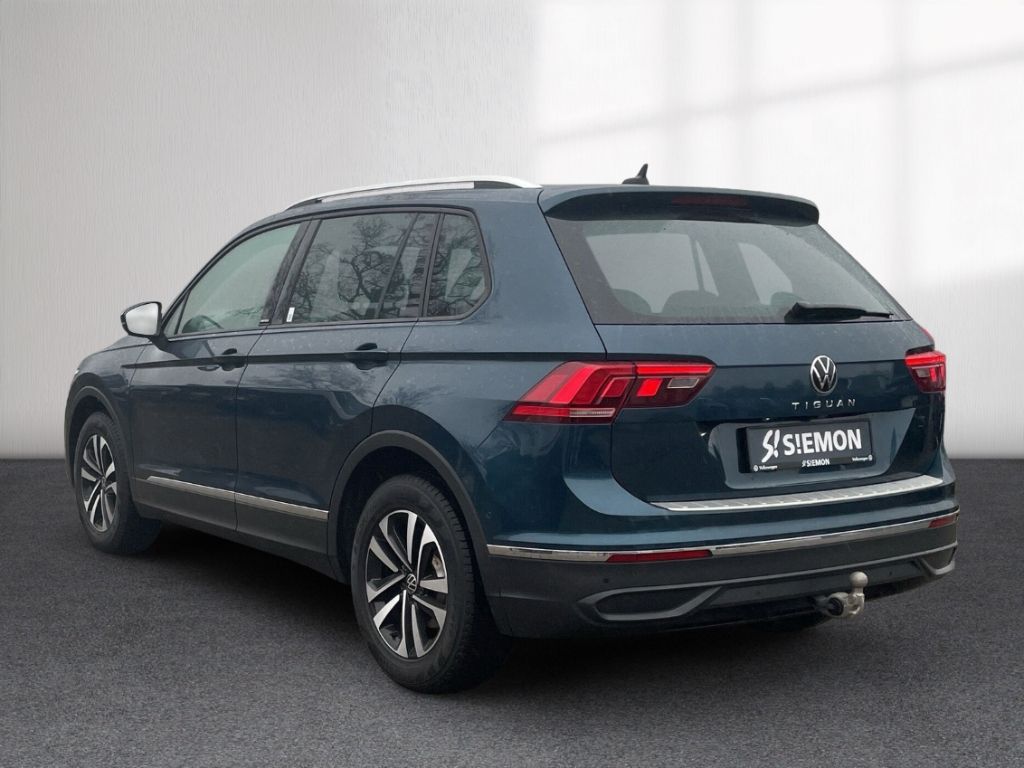 Volkswagen Tiguan 2.0 TDI DSG United AHK ACC LED Kam PDC SH imagem 3