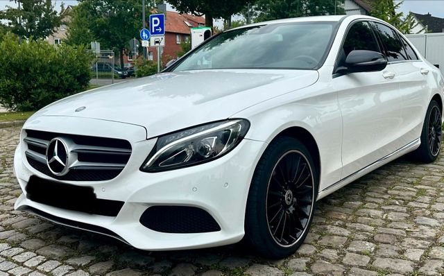 MERCEDES-BENZ MERCEDES-BENZ C 180 AVANTGARDE BLACK &amp; WHI...