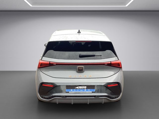 Born 58kWh