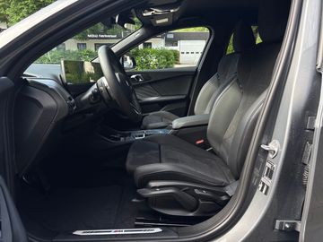 BMW 120 M Sportpaket DAB LED Komfortzg. AHK schw.