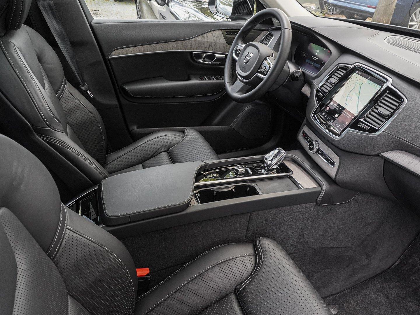 Volvo XC90 T8 AWD Plus Dark Plug-in Hybrid NAPPA PANO
