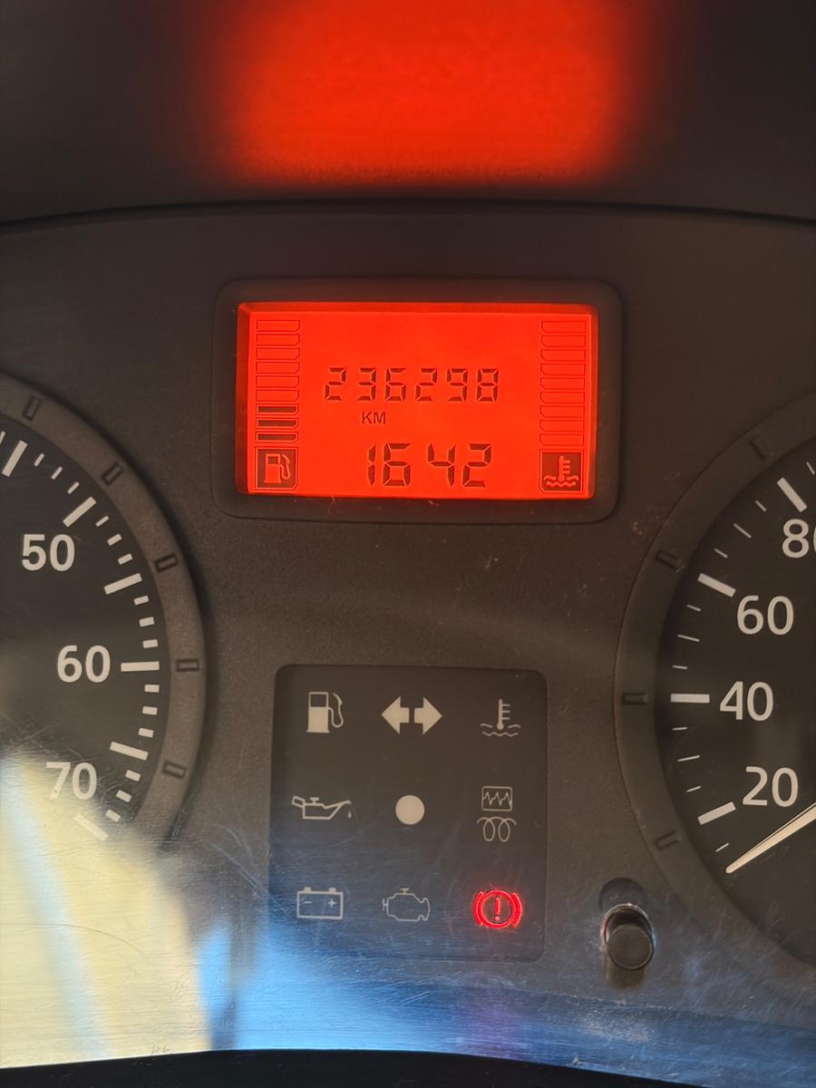 Dacia Logan 2009 — photo 12