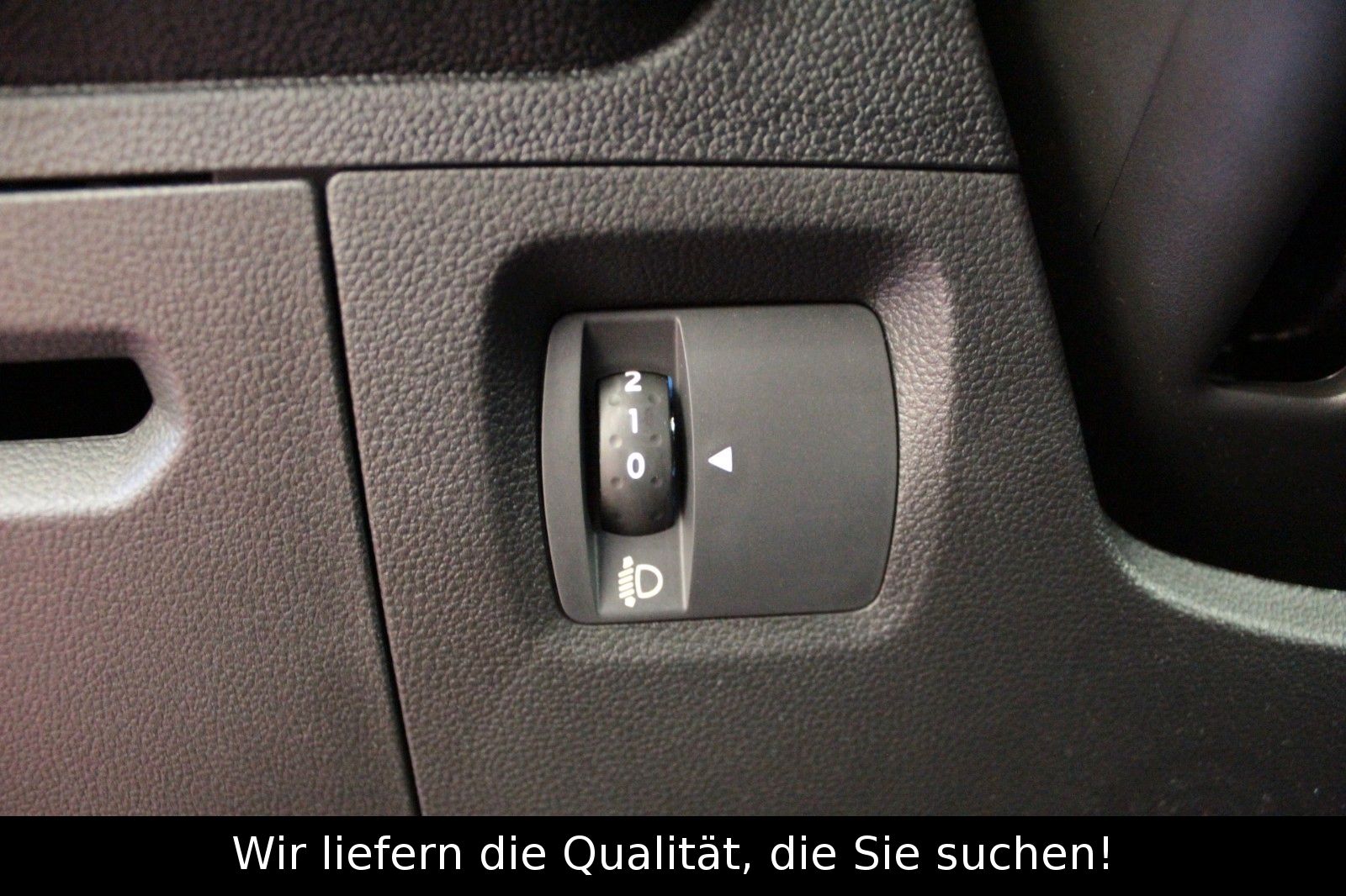 Fahrzeugabbildung Dacia Sandero Eco-G 100 Expression*Winterpaket*