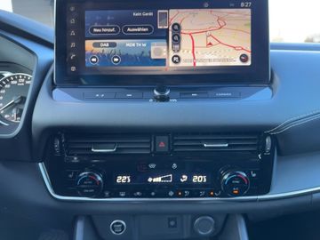 Nissan Qashqai ACENTA 1.3 DIG-T MHEV 158 PS AUTOMATIKL