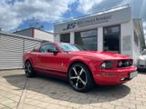 Ford Mustang 4,0 V6 44.000 KM Sammlerzustand TOP !!!! - Ford Mustang mit Benzin-Antrieb: Coupé, Leder, Euro4, 4.0