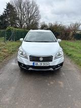 Suzuki (SX4) S-Cross 1.6 Club 2WD Club - gebrauchte Suzuki (SX4) S-Cross aus dem Jahr 2016