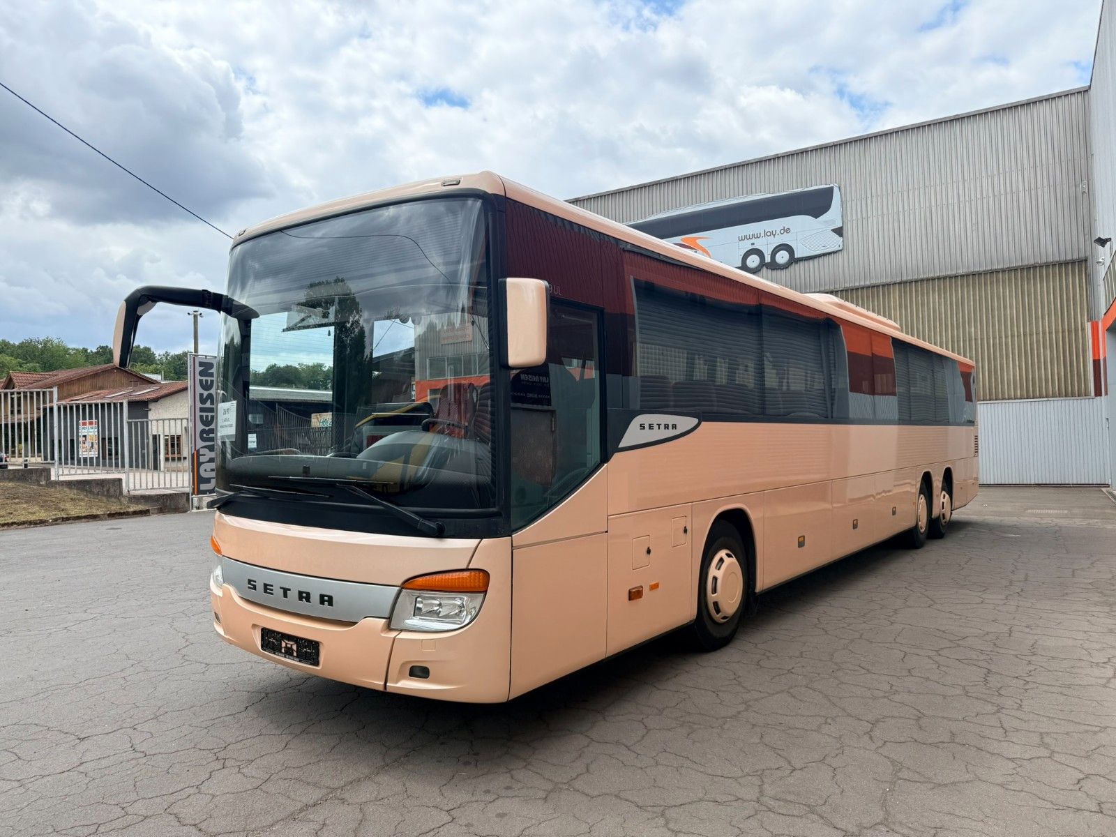 SETRA  2012 - Image 3 of 25
