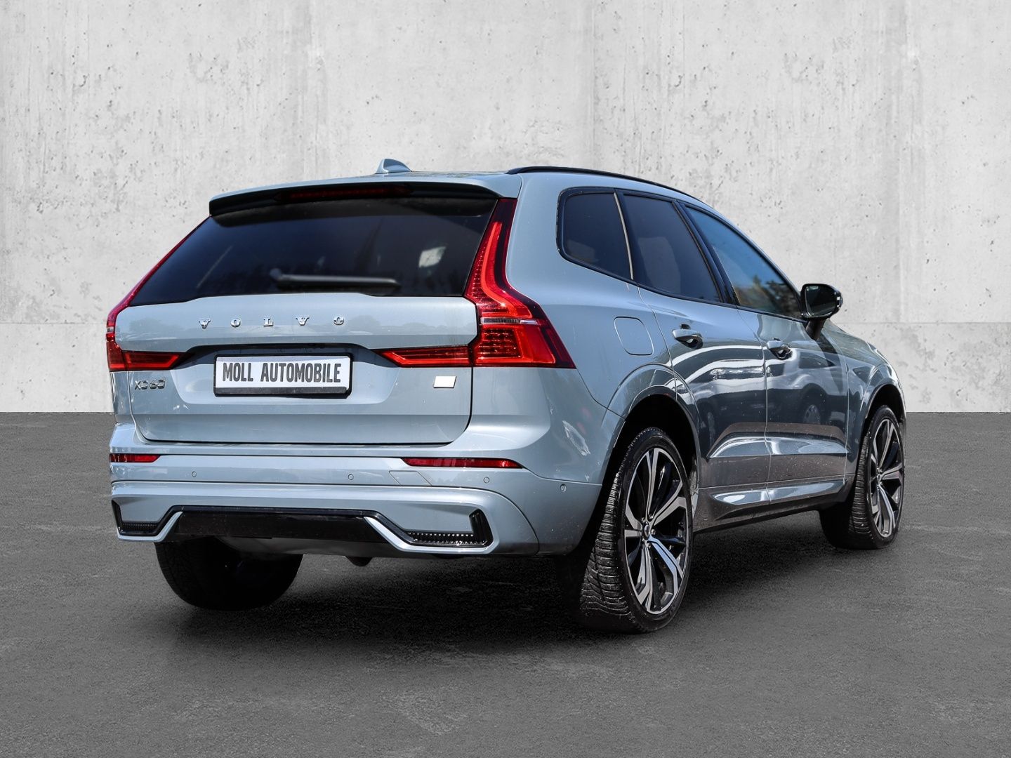 Volvo XC60 Ultimate Dark Recharge Plug-In Hybrid AWD T imagem 2