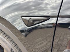 Fahrzeugabbildung Tesla Model Y Long Range Dual AWD