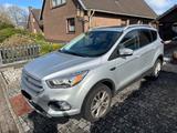 Ford Kuga 1,5 EcoBoost 4x2 110kW Titanium - Ford Kuga: Von Privat