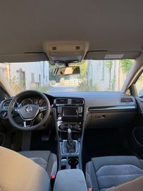 Volkswagen Golf - 7