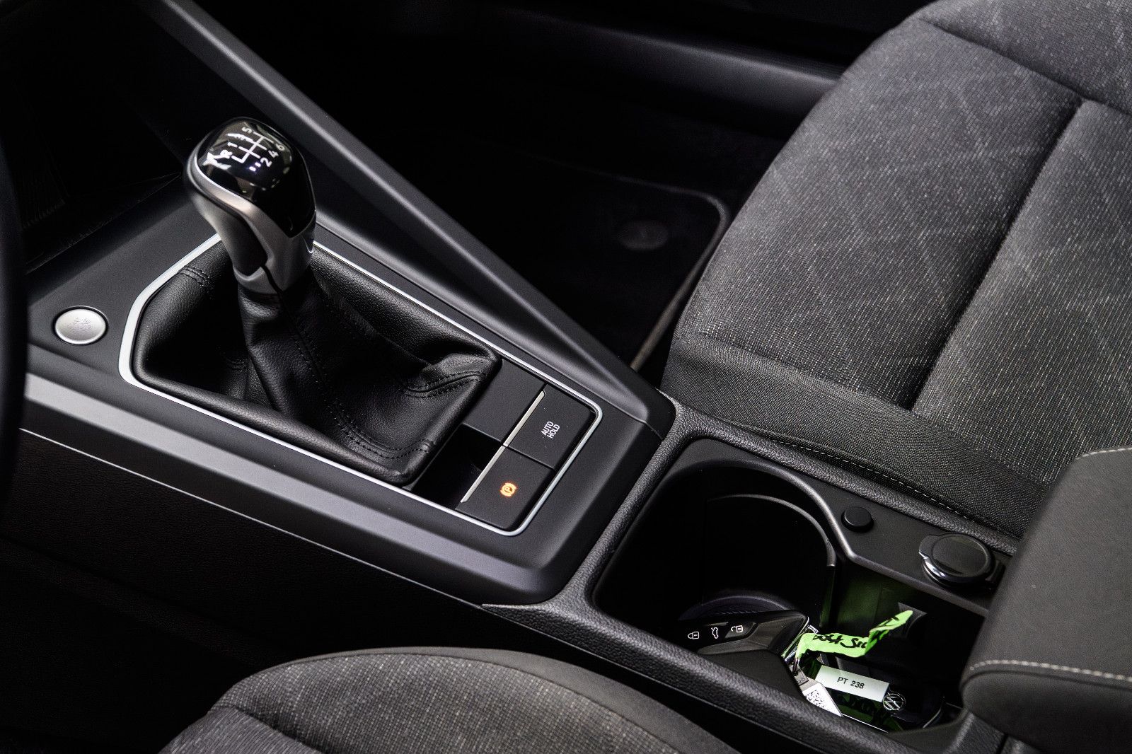 Fahrzeugabbildung Volkswagen Golf VIII Life +Navi +SHZ +ALU +LED +PDC