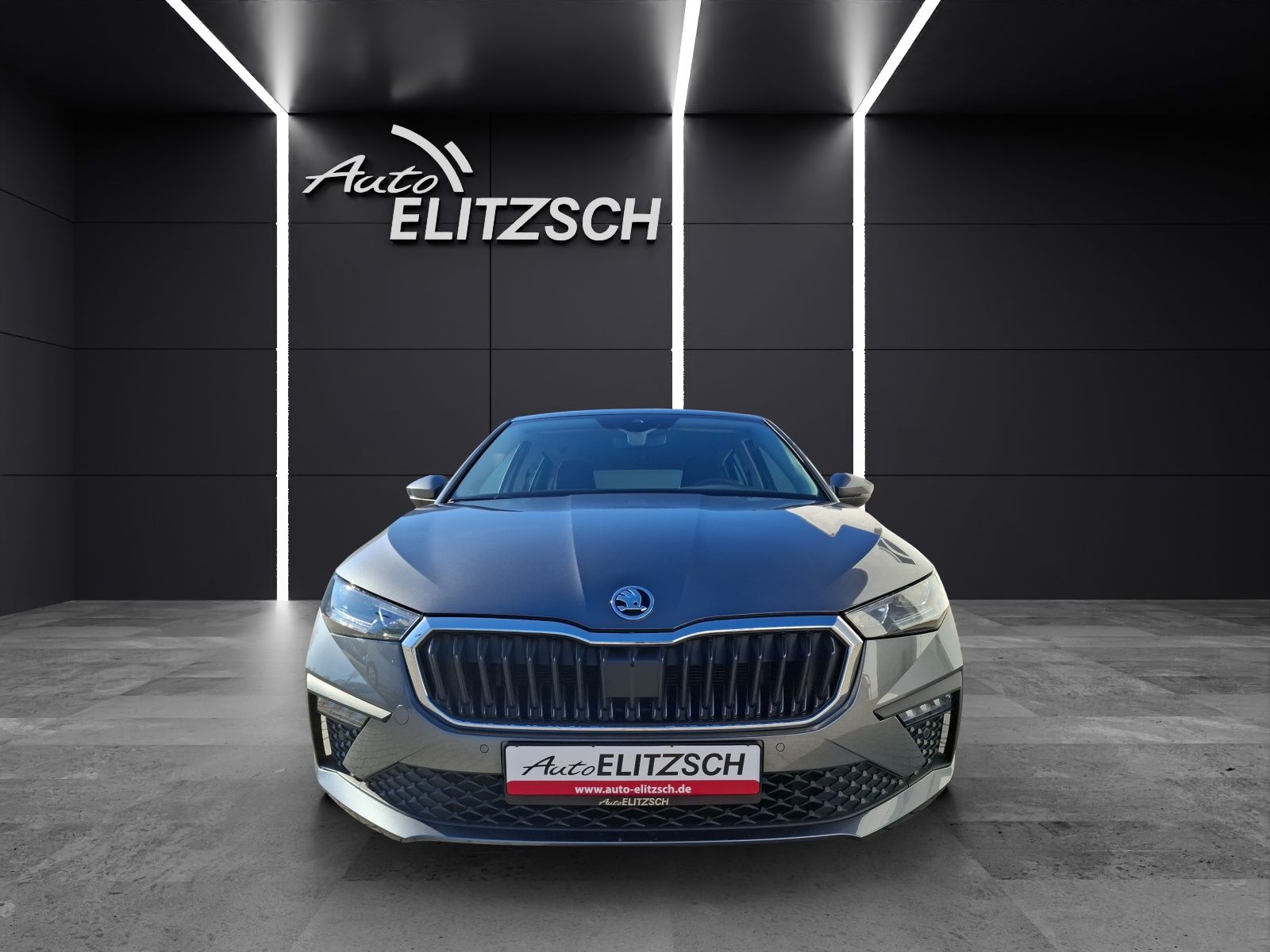 Fahrzeugabbildung SKODA Scala TSI Drive DSG Matrix Navi AID ACC RFK SH