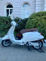 Vespa Primavera 50  2019, 4T, unfallfrei - Vespa Motorräder in Köln