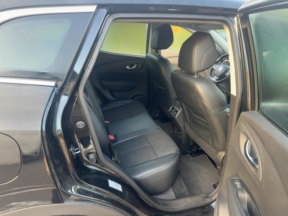 Fahrzeugabbildung Renault Kadjar LIM. Del.TCe 140 EDC Kamera SHZ Navi GJR