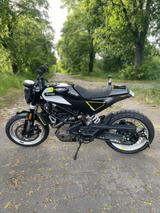 Husqvarna Svartpilen 401 - HUSQVARNA SVARTPILEN