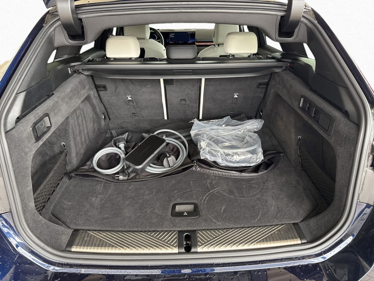 BMW i5 - Bild 19