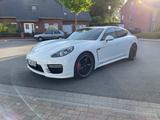 Porsche Panamera GTS Sport Design LED PZ-Wartung neu - Porsche Behindertengerecht